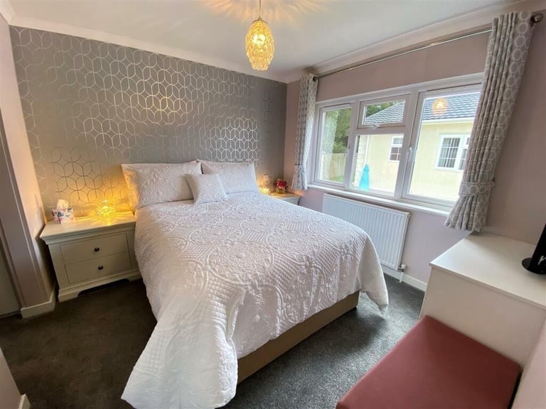 Omar Westbury in Norfolk  - Lodge / Caravan 