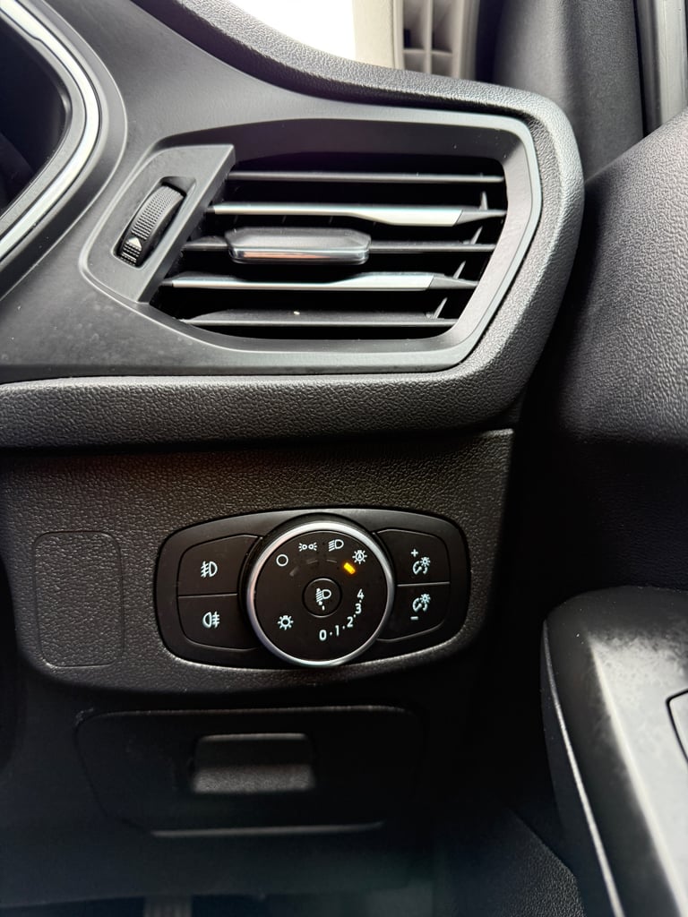 Ford Focus 2019 1.0 Titanium, Hatchback, 2019, Manual,) 5 door