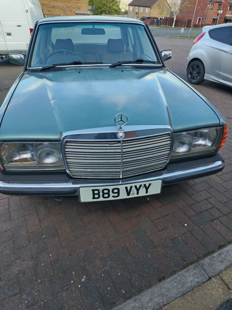 Mercedes-Benz, 200, w123 1985, 1997 (cc)