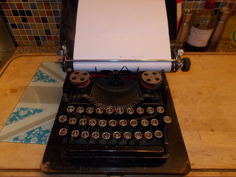 image for Bar- Let Model 2 Vintage Typewriter In Case 1925