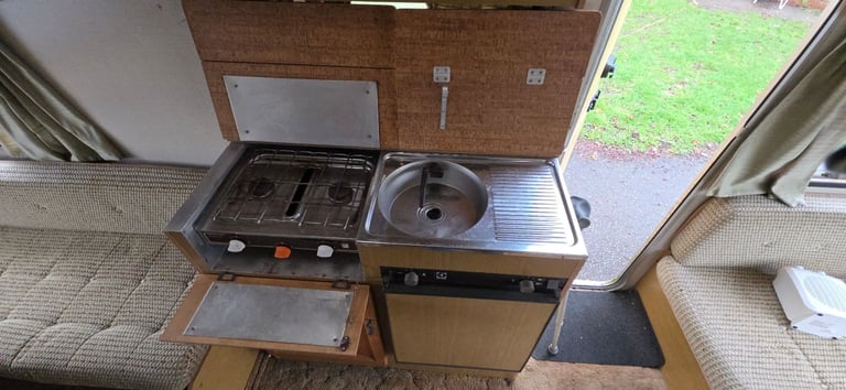 Abi ace marauder 5 birth caravan 