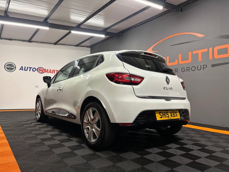 2015 Renault Clio 1.2 16V Dynamique MediaNav 5dr HATCHBACK Petrol Manual