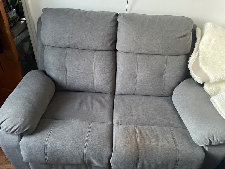 2 seater double recliner sofa 