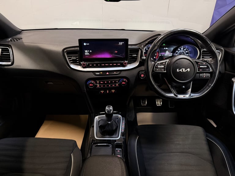 2022 Kia Pro Ceed Kia ProCeed GT-Line Estate ISG  Fusion White  49 900 Miles 