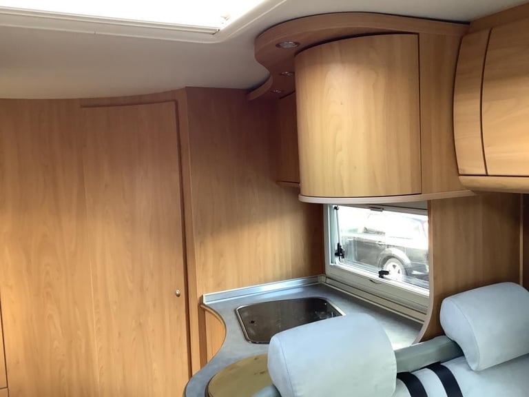 2007 (07) BURSTNER ELEGANCE 681 COACHBUILT