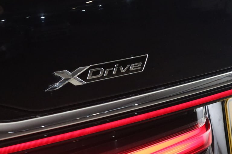 2022 BMW 7 Series 3.0 745Le 12kWh M Sport Auto xDrive Euro 6 (s/s) 4dr SALOON Petrol/Electric Hyb...