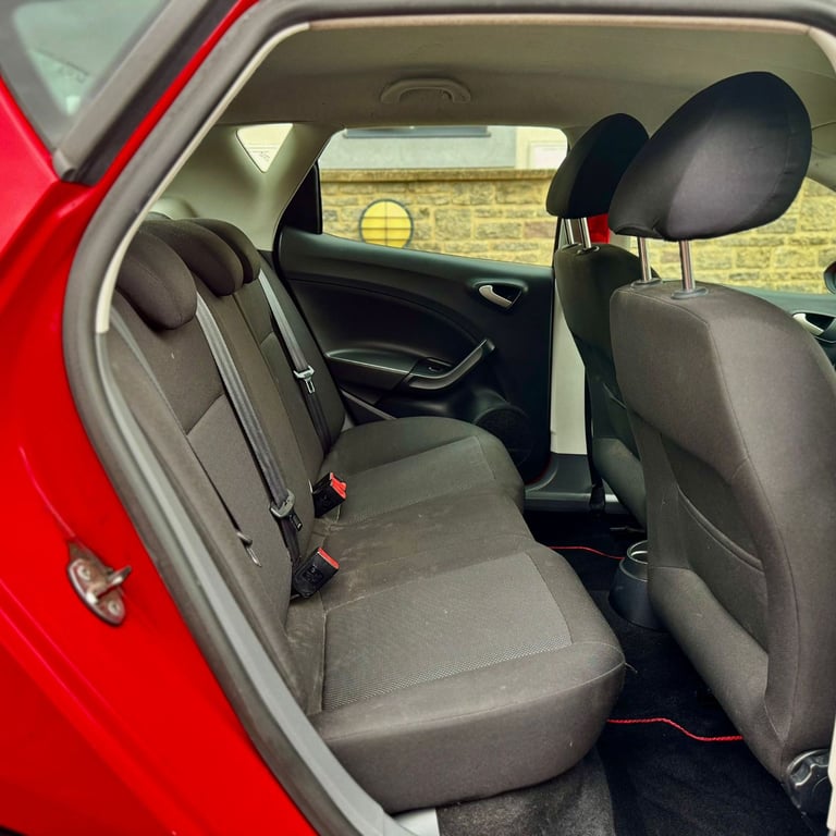 SEAT IBIZA 1.6 TDI 35£ ROAD TAX NEW MOT