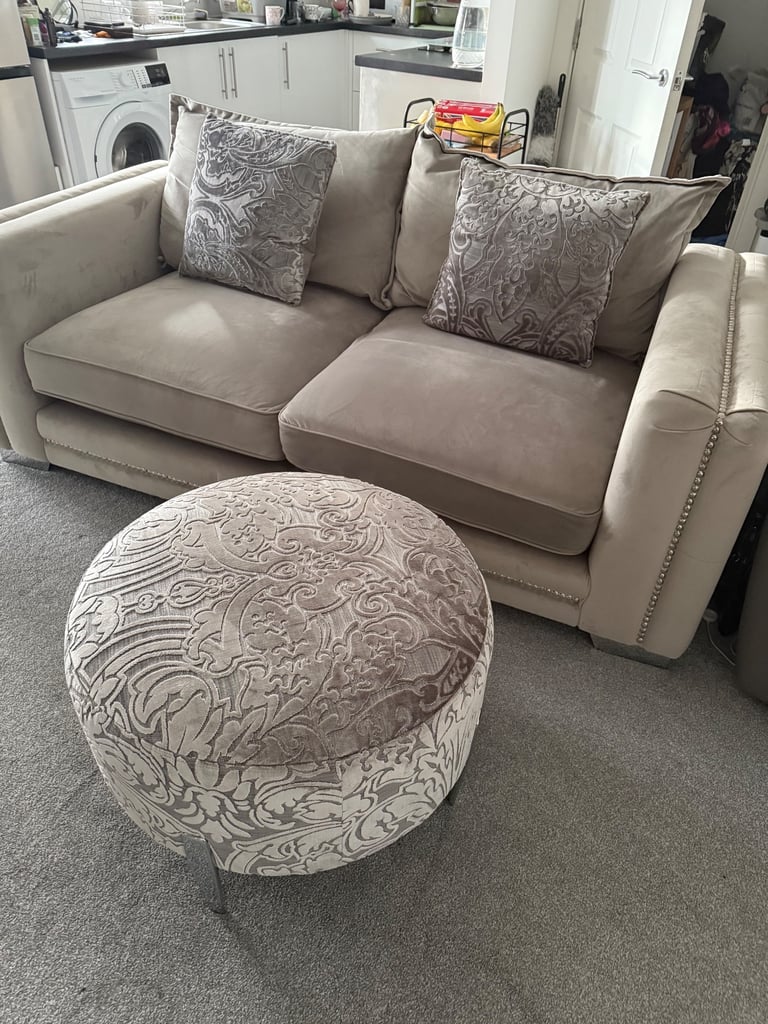 DFS Sofa and puff