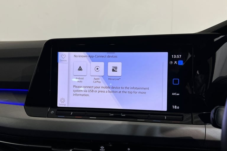 2021 21 VOLKSWAGEN GOLF 1.5 TSI LIFE HATCHBACK 5DR PETROL MANUAL EURO 6 (S/S) (1