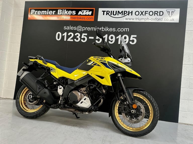 STUNNING ONE OWNER 2021/21 SUZUKI DL 1050 V-STROM XT MOTORCYCLE 