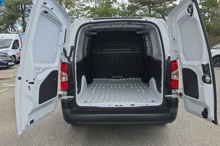 2024 Vauxhall Combo 1.5 Turbo D 100ps Prime H1 Van PANEL VAN DIESEL Manual