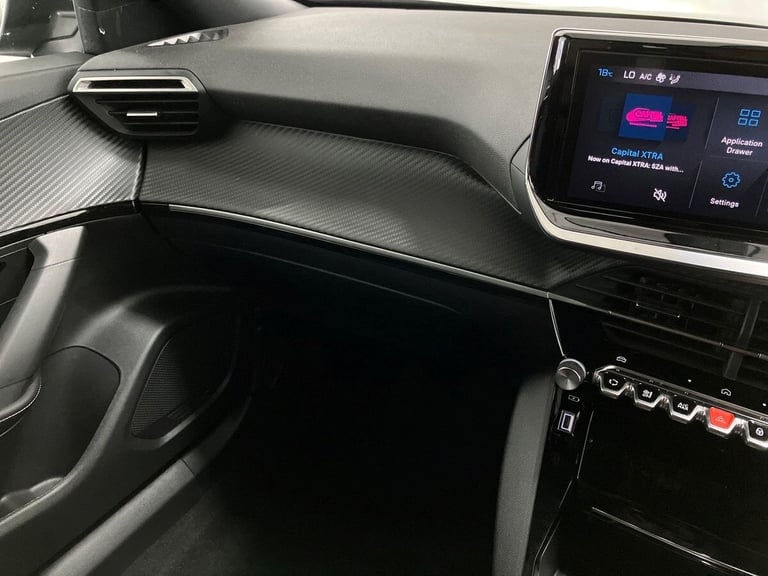 2024 Peugeot 2008 1.2 PureTech 130 Allure 5dr Estate Petrol Manual