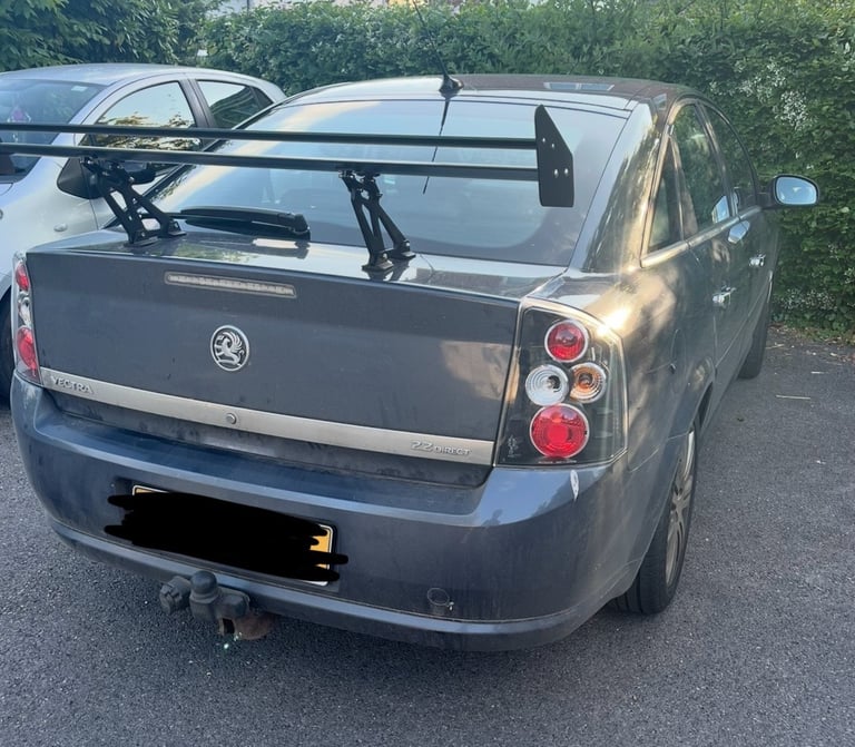 Black Rear Vauxhall/Opel Vectra C Angel Lights 