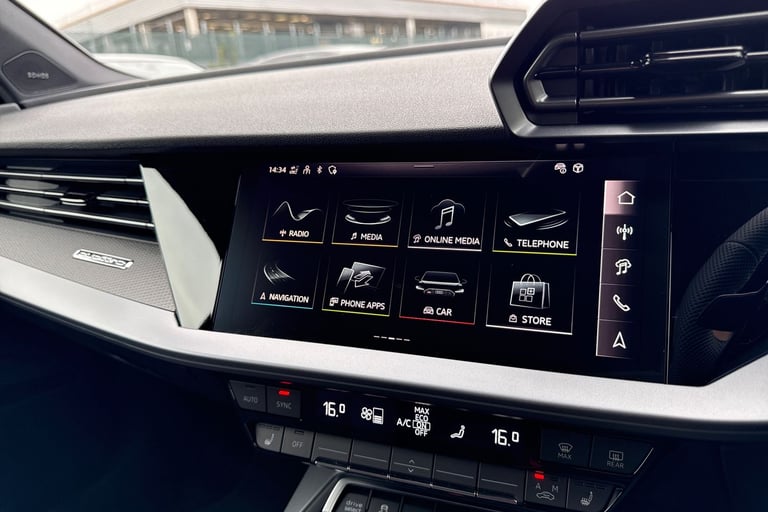 2025 Audi RS3 2.5 TFSI Carbon Vorsprung S Tronic quattro Euro 6 (s/s) 4dr Saloon Automatic