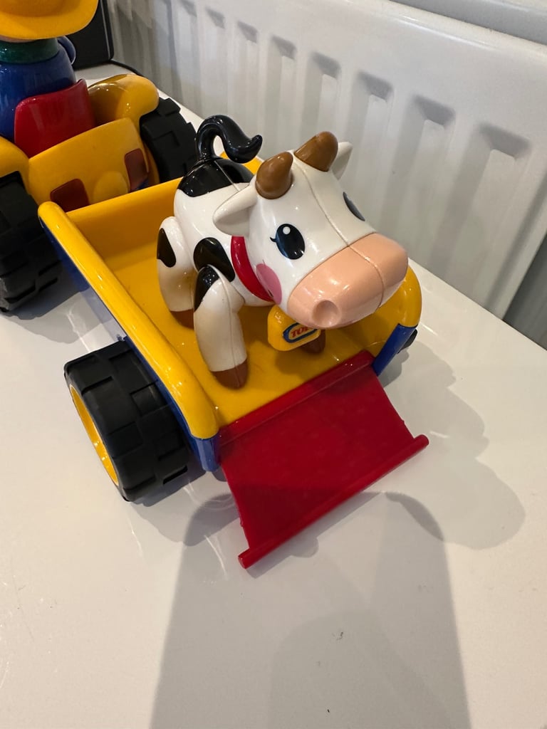 Vintage (2007) TOLO FIRST FRIENDS Tractor and Trailer - Age 1-5