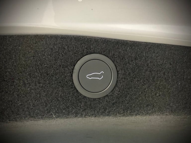 2024 Tesla Model 3 LONG RANGE AWD Saloon ELECTRIC Automatic