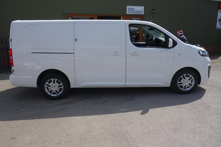 Vauxhall Vivaro 2900 1.5d 100PS Sportive H1 Van DIESEL MANUAL 2021/21