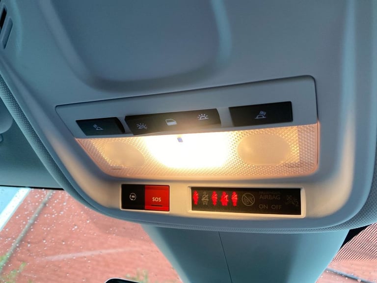 2022 22 VAUXHALL GRANDLAND 1.6 13.2KWH GS LINE SUV 5DR PETROL PLUG-IN HYBRID AUT