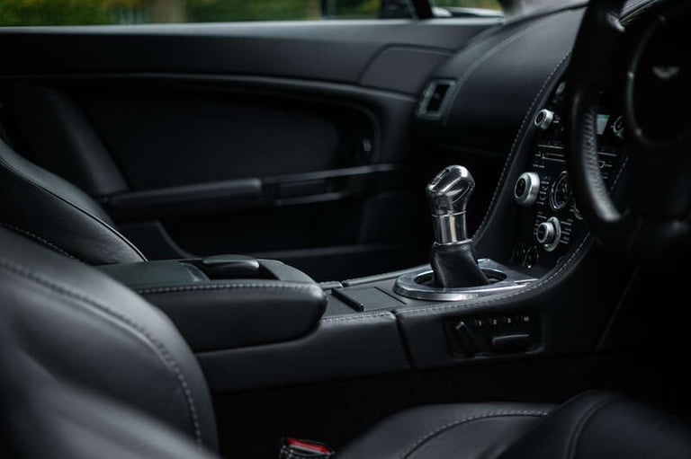 2011 Aston Martin Vantage 2dr HATCHBACK PETROL Manual