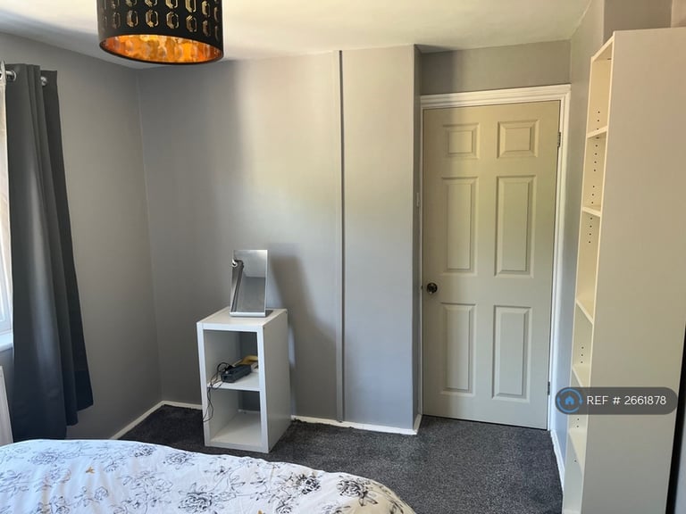 1 bedroom in Fearnley Way, Newton-Le-Willows, WA12 (#2661878)