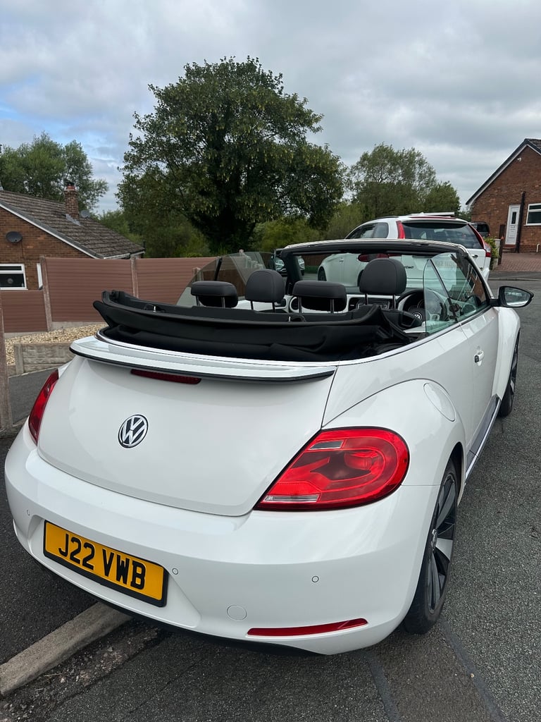 Volkswagen, BEETLE, Convertible, 2013, Manual, 1968 (cc), 2 doors