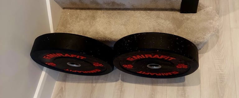Brand new Mirafit 2x 25kg crumb rubber olympic bumper weight plates RRP £150