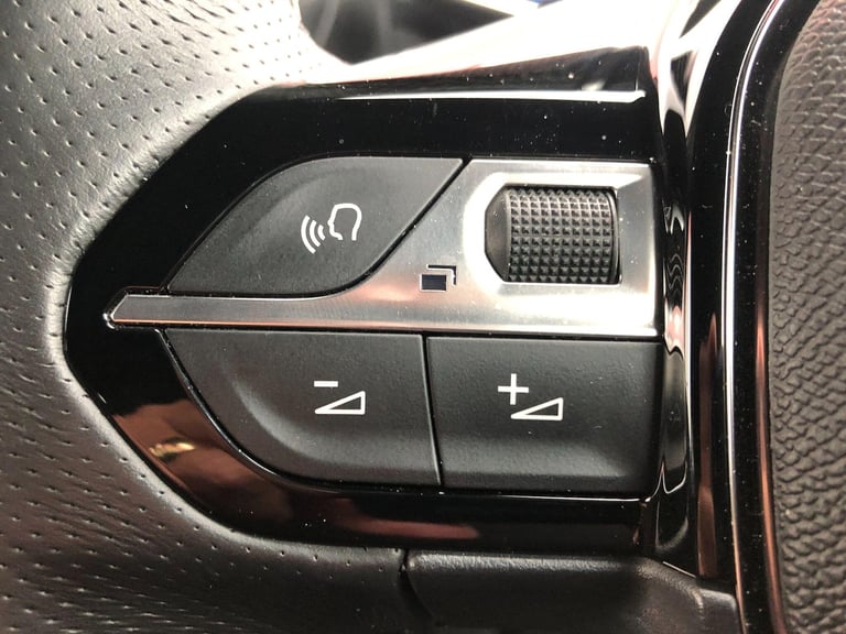 2024 Peugeot E-2008 50kWh GT Auto 5dr (7kW Charger) HATCHBACK Electric Automatic