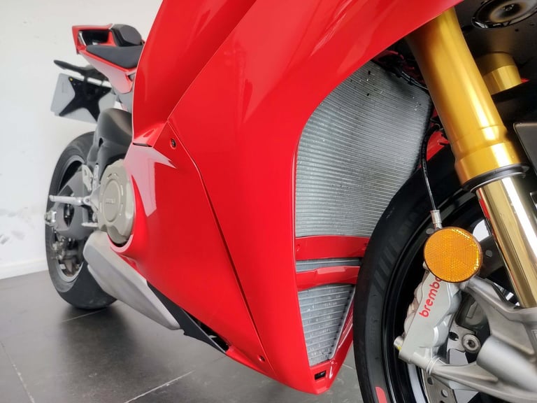 2024 Ducati Panigale V4S 7G Red 1,586 Miles | £365 Dep & £365 pcm