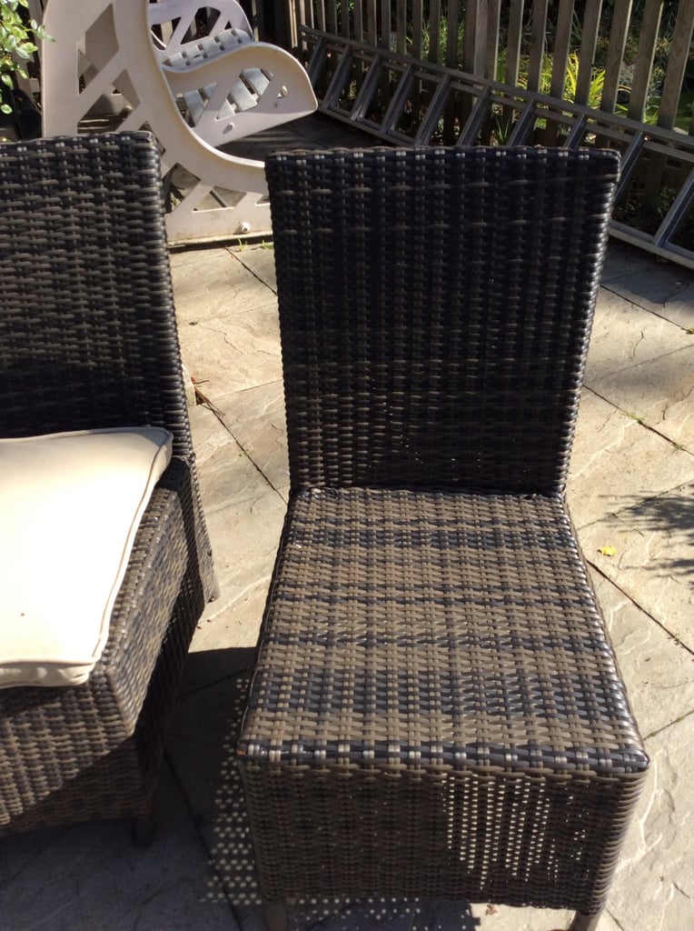 Rattan bench with 2 chairs inc cushions which are in perfect condition 