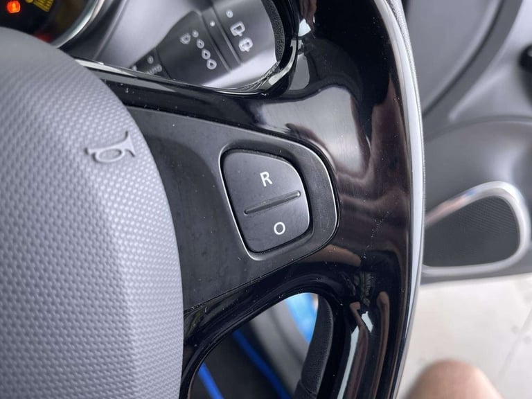 2015 Renault Captur 0.9 TCe ENERGY Dynamique Nav SUV 5dr Petrol Manual Euro 6 (s/s) (90 ps) CRU S...