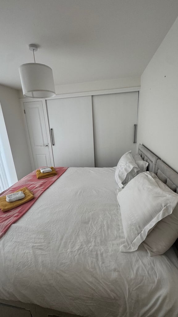 One bedroom modern flat for rent