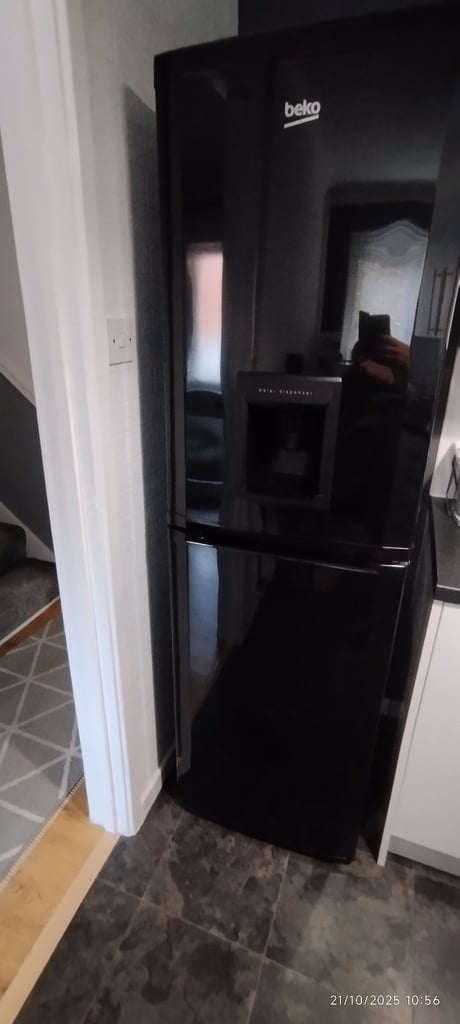 Faulty fridge freezer with built in water dispenser 