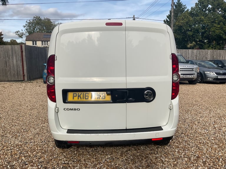 2016 Vauxhall Combo 2000 1.3 CDTI 16V H1 Sportive Van PANEL VAN Diesel Manual