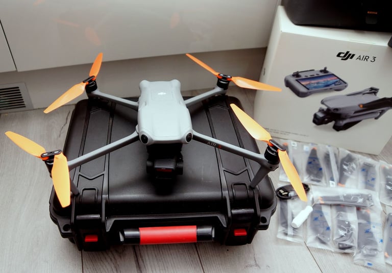 Dji Air 3 flymore combo and extras pristine condition very low flying  hours