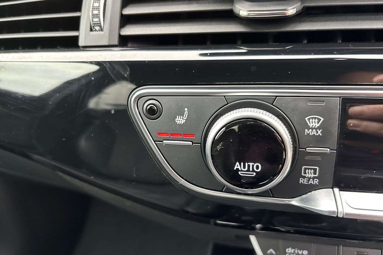 2022 Audi A4 35 TFSI Black Edition 4dr SALOON PETROL Manual