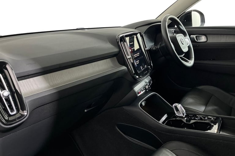 2021 71 VOLVO XC40 1.5H T4 RECHARGE 10.7KWH INSCRIPTION SUV 5DR PETROL PLUG-IN H