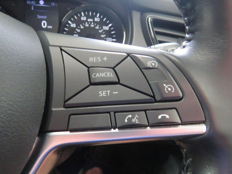 NISSAN X-TRAIL 1.7 dCi N-Connecta Euro 6 (s/s) 5dr Grey Manual Diesel 2019