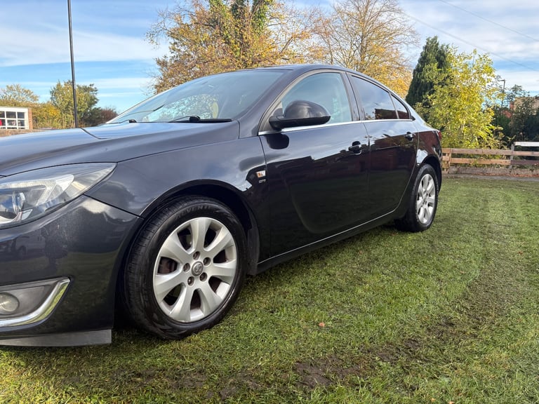 Vauxhall, INSIGNIA, Hatchback, 2015, Manual, 1956 (cc), 5 doors