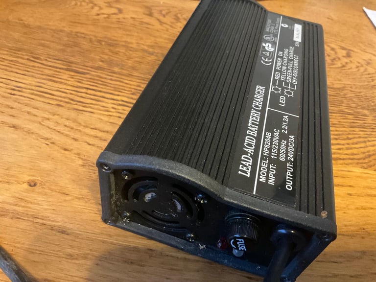 Mobility scooter battery charger 