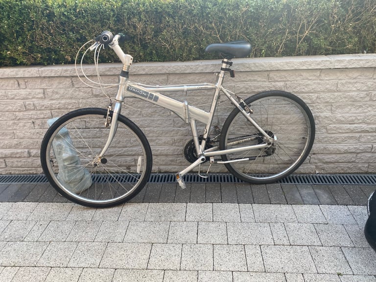 Aluminum DahonFull-size folding bike 