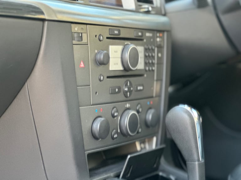 2009 Vauxhall Vectra 1.9 CDTi 16v Elite 5dr HATCHBACK Diesel Automatic