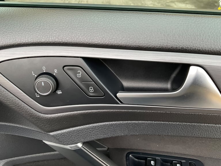 2017 Volkswagen Golf 1.6 TDI SE Estate 5dr Diesel Manual Euro 6 (s/s) (115 ps)