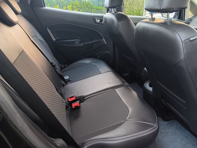 Ford ECOSPORT Titanium 1.5tdci Hpi Clear SUV Fsh
