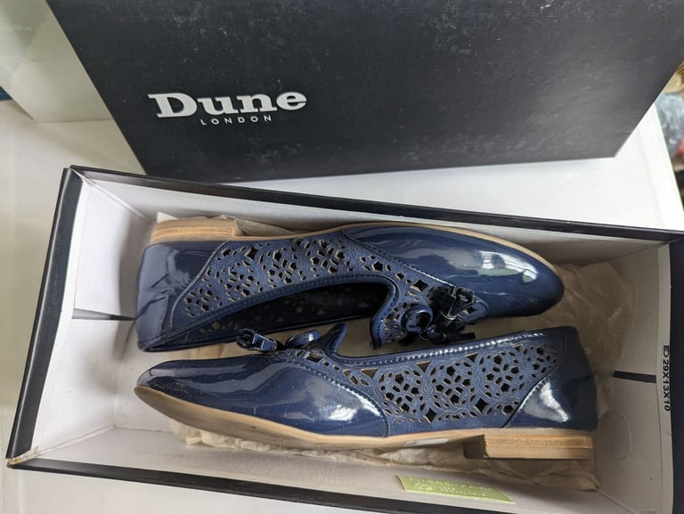 Dune Navy Leather Size 3/36 Luvlie Flats