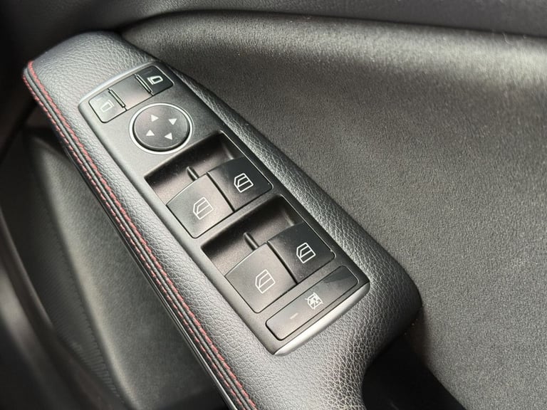 2018 Mercedes-Benz A-Class A160 AMG Line 5dr HATCHBACK PETROL Manual