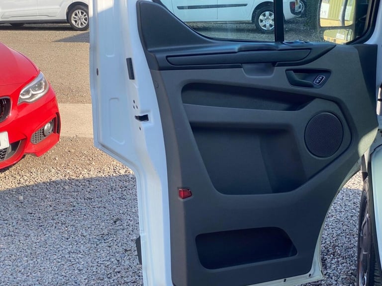 2018 Ford Transit Custom 2.0 TDCi 130ps Low Roof Van PANEL VAN DIESEL Manual