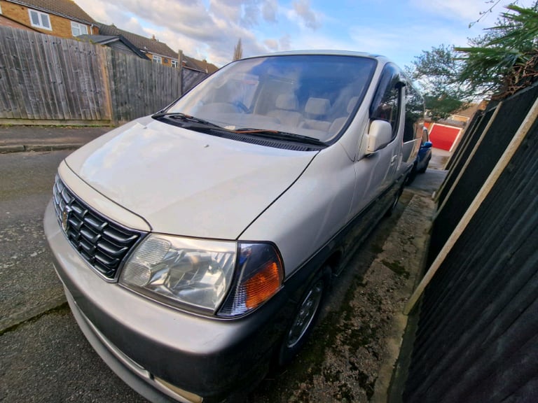 Toyota Hiace Petrol +Lpg