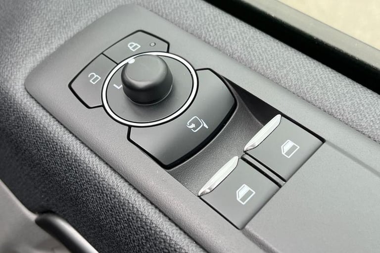 2024 Ford Tourneo Custom 320 Titanium L1 SWB 8 Seat Minibus FWD 2.0 EcoBlue 136ps Low Roof, FORD ...