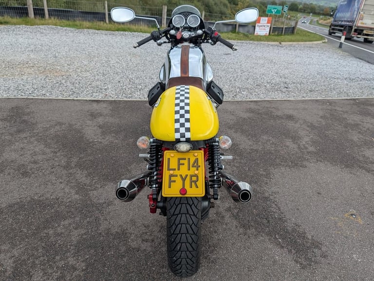 2014 MOTO GUZZI V7 RACER