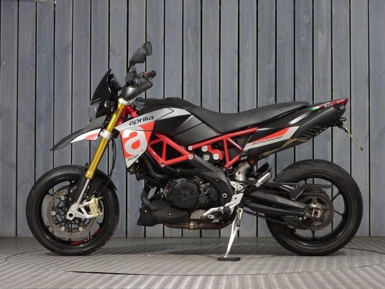 2018 18 APRILIA DORSODURO 900